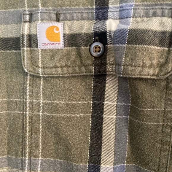 Carhartt men’s button up flannel shirt - Picture 5 of 6